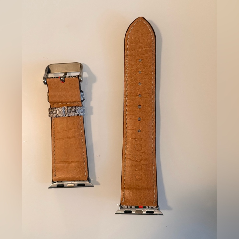 Gucci snake logo Apple Watch bands for 38mm, 40mm or 41 mm watch - Picture 2 of 3